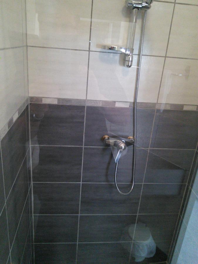 Hotel Du Commerce Tronget Luaran gambar