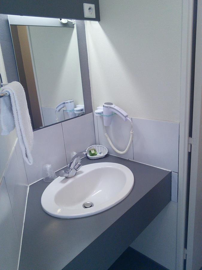 Hotel Du Commerce Tronget Luaran gambar