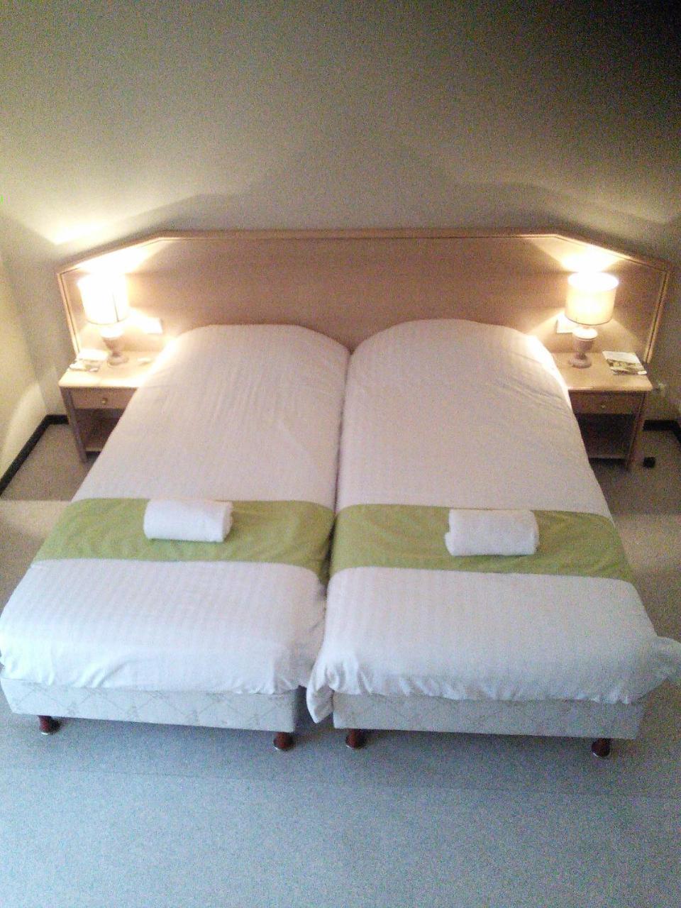 Hotel Du Commerce Tronget Luaran gambar